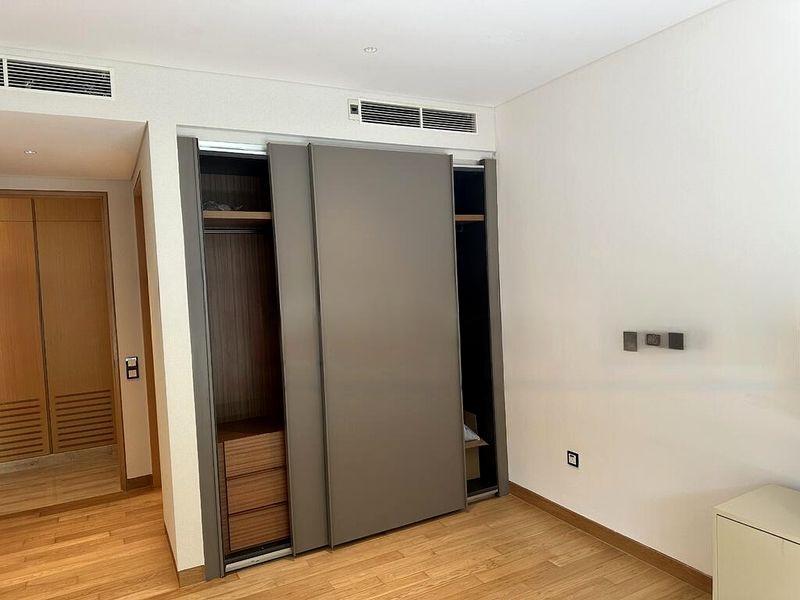 BISHOPSGATE RESIDENCES 10