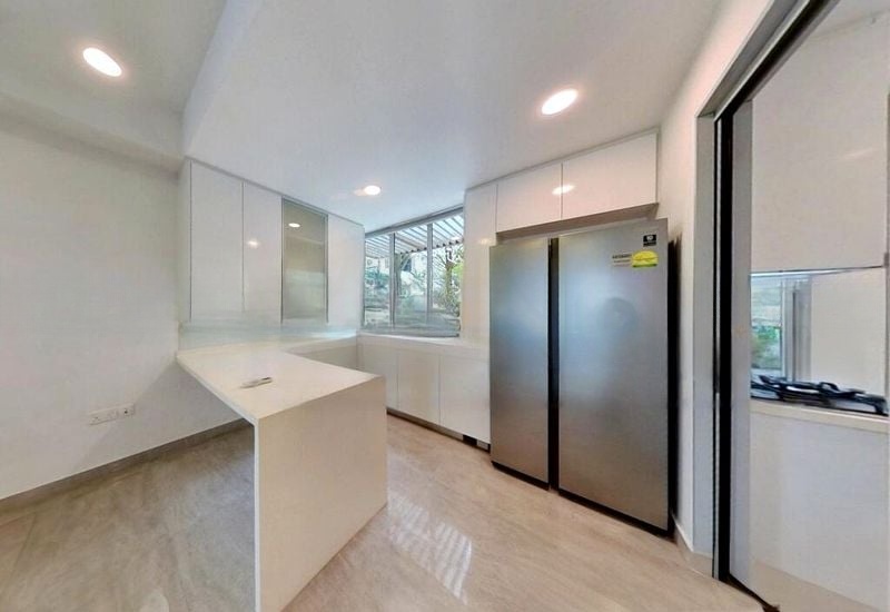 CHARLTON RESIDENCES 8