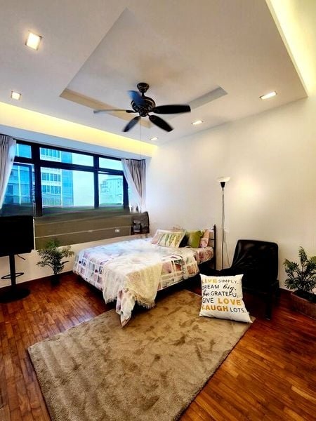 CITY SQUARE RESIDENCES 9