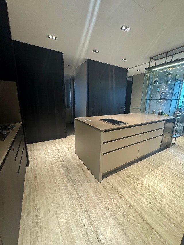 TWENTYONE ANGULLIA PARK 6