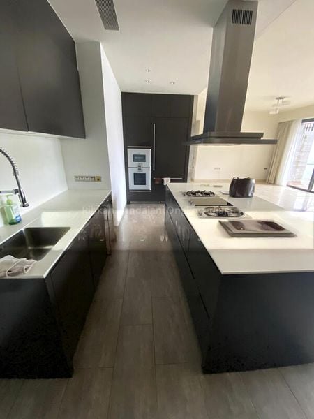 GOODWOOD RESIDENCE 6