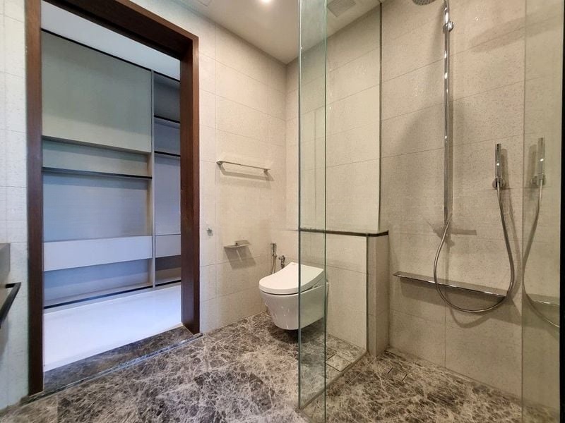 PARKSUITES 7