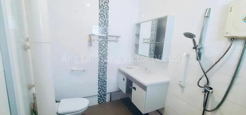 BEDOK RESERVOIR RD 10