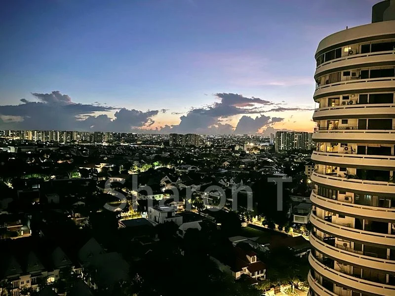 THE ATRIA AT MEYER 3