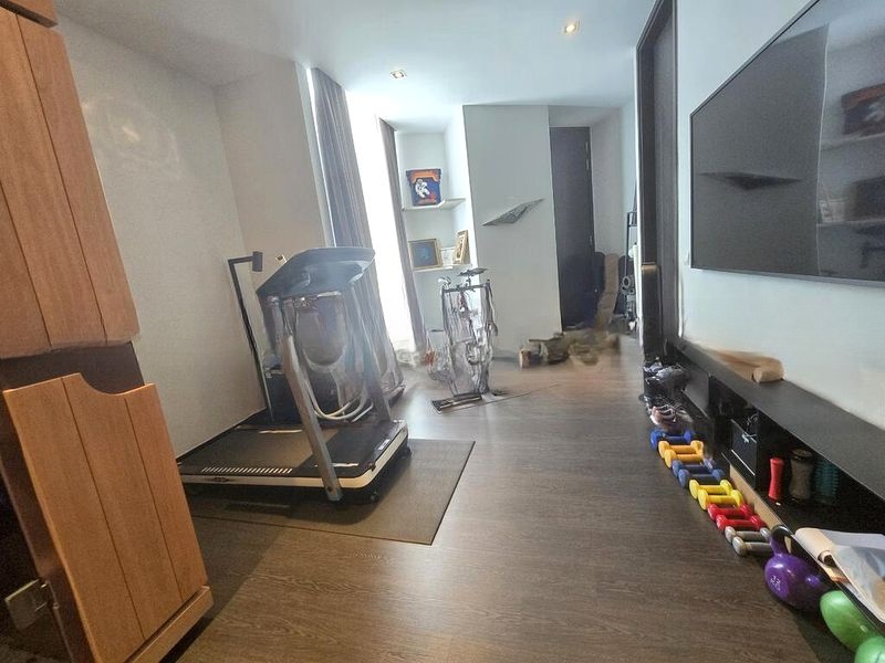 MADISON RESIDENCES 5