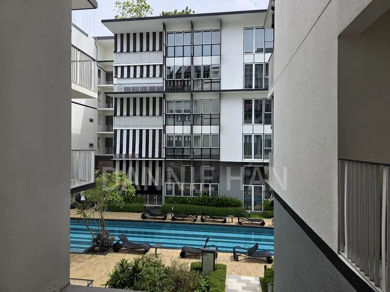 THE VERANDAH RESIDENCES 5