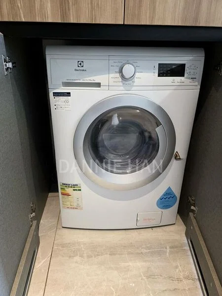 THE VERANDAH RESIDENCES 7