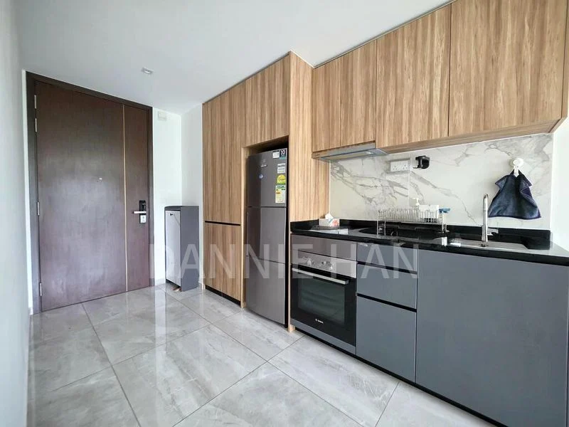 THE VERANDAH RESIDENCES 8