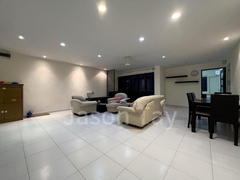 SENGKANG EAST WAY 11