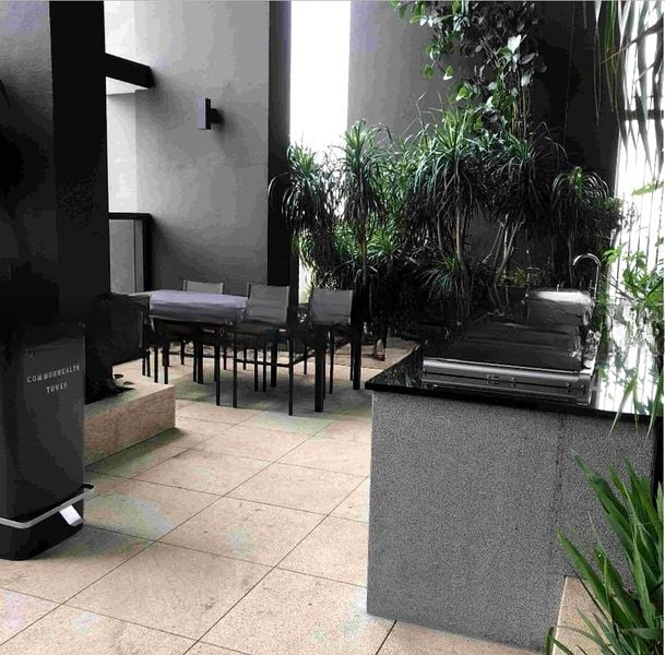 COMMONWEALTH TOWERS 4