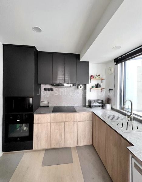 AQUARIUS BY THE PARK 3