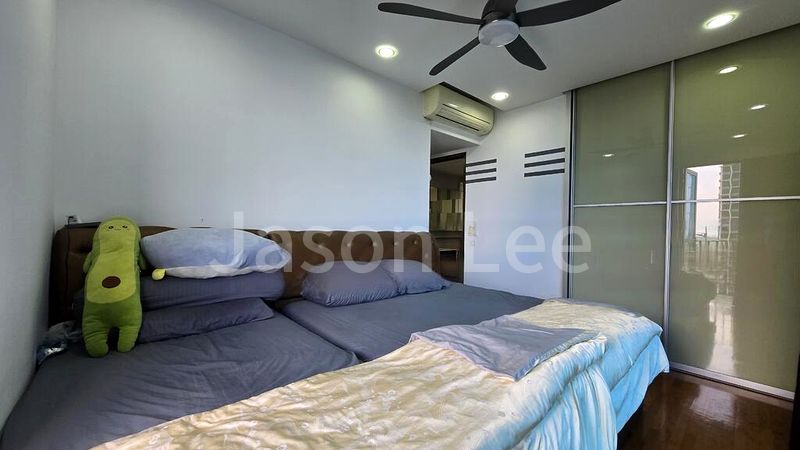 FORESQUE RESIDENCES 7