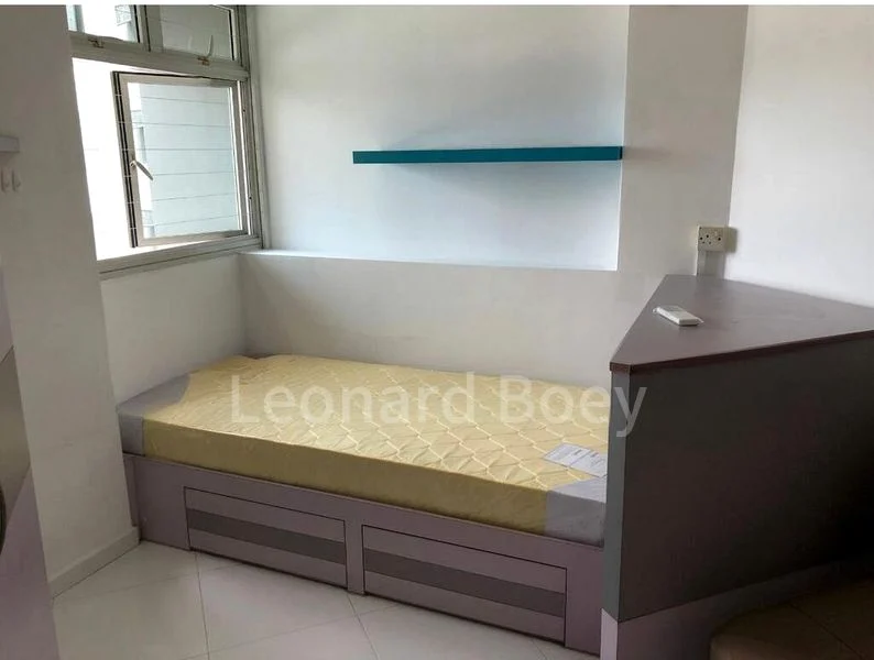 BT BATOK WEST AVE 5 6