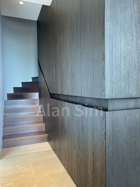 TOMLINSON HEIGHTS 10