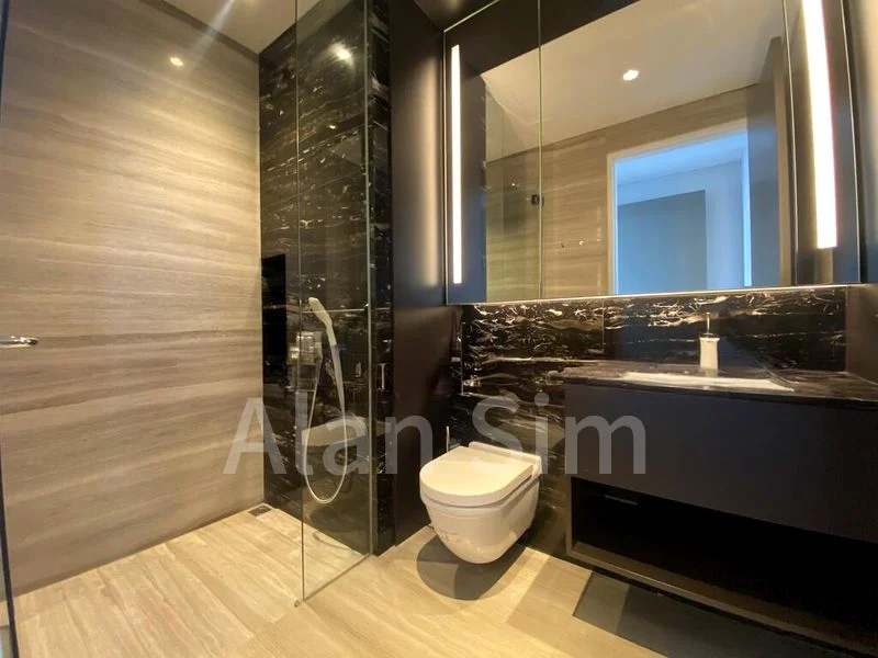 TOMLINSON HEIGHTS 13