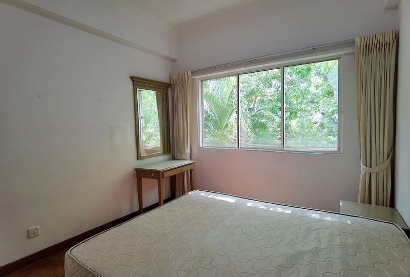 ROYAL PALM MANSIONS 11