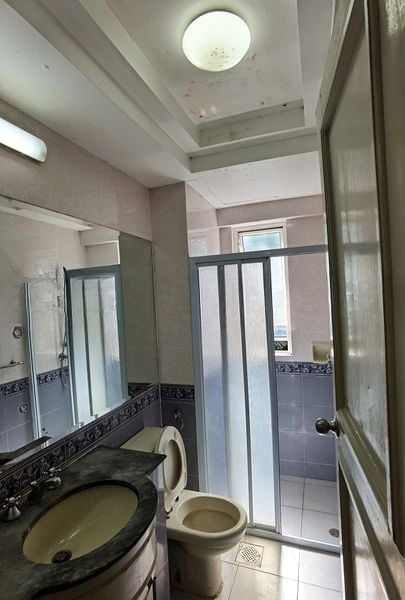 ROYAL PALM MANSIONS 12