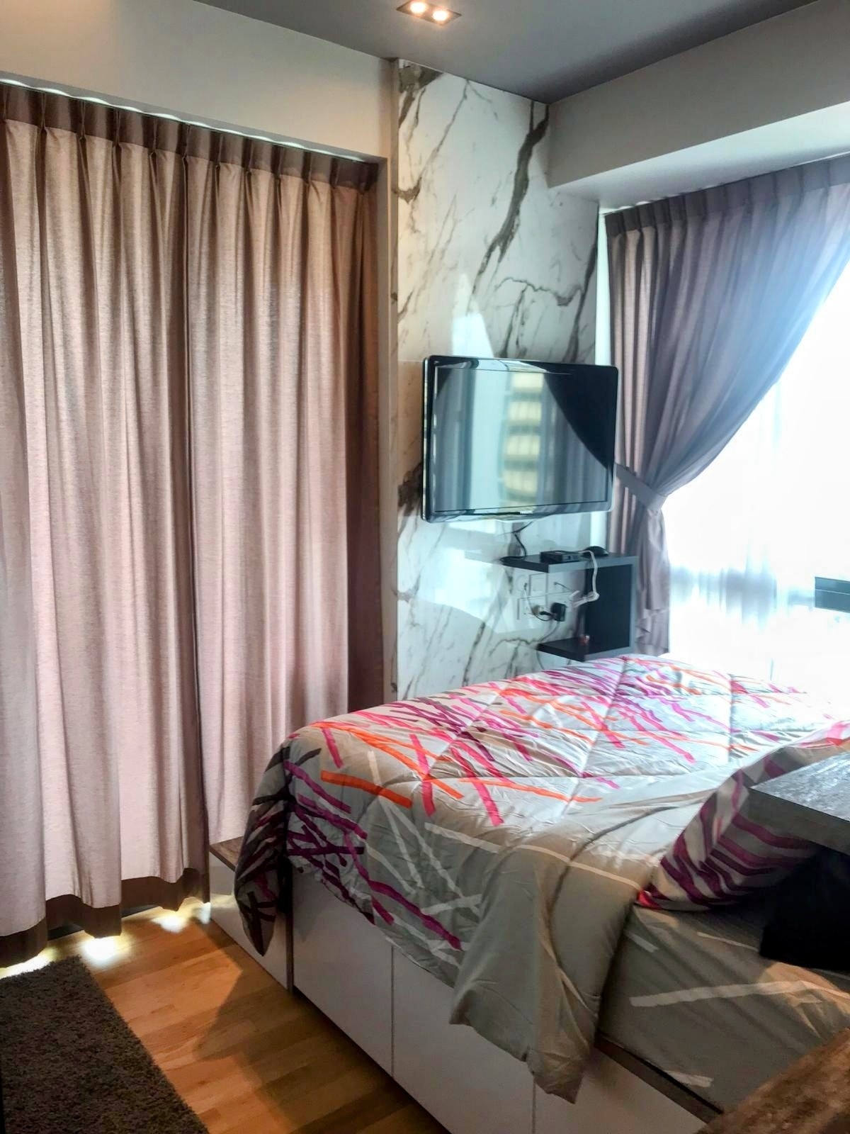 ILLUMINAIRE ON DEVONSHIRE 3