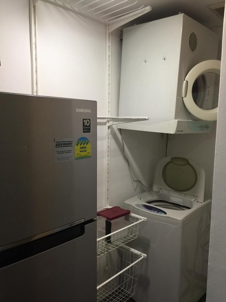 INTERNATIONAL PLAZA 13