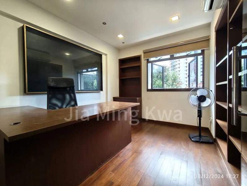 SENGKANG EAST WAY 10