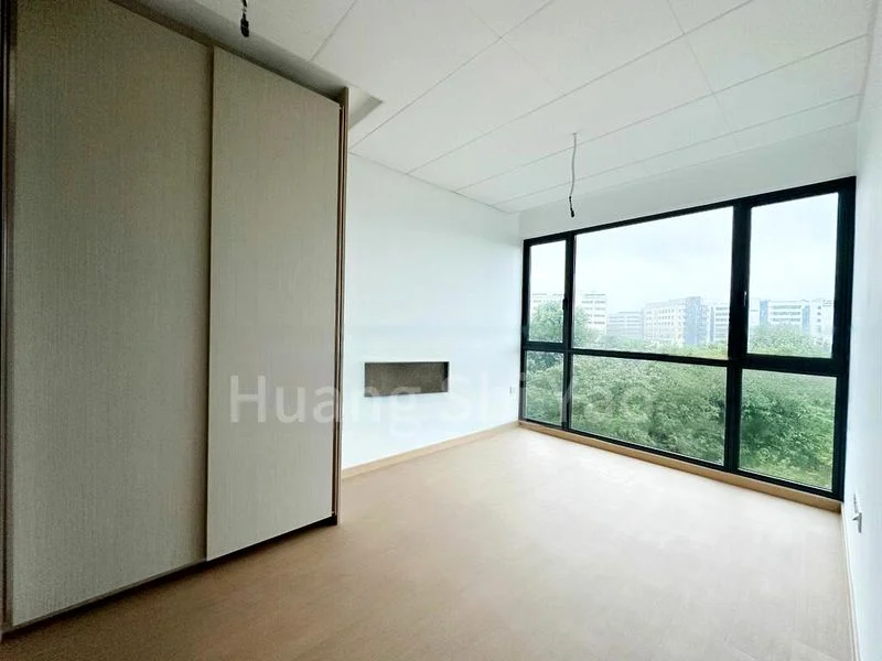 TREASURE AT TAMPINES 5