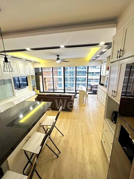 RIVERPARC RESIDENCE 2