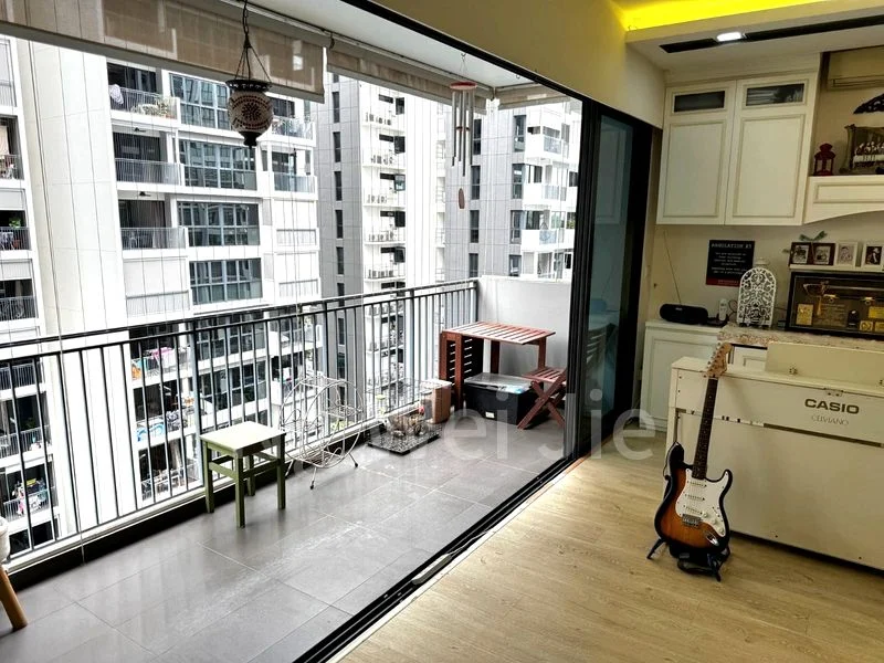 RIVERPARC RESIDENCE 3