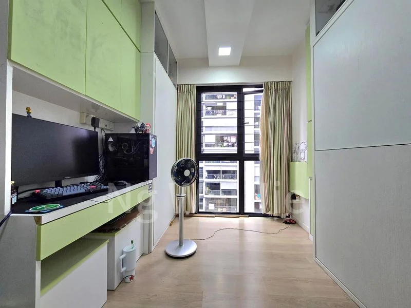 RIVERPARC RESIDENCE 5