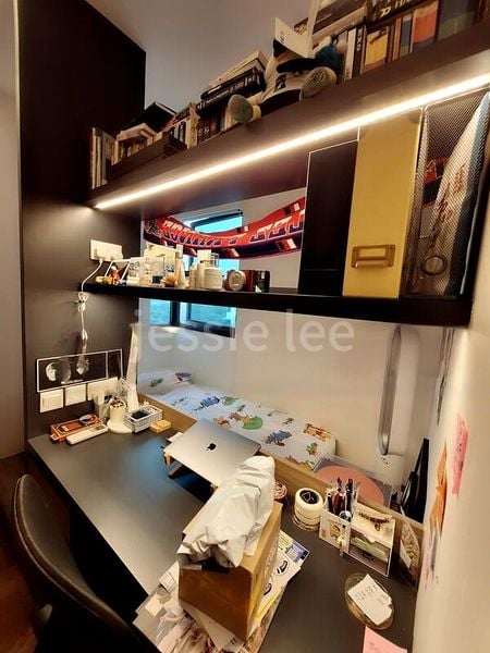 KINGSFORD WATERBAY 8