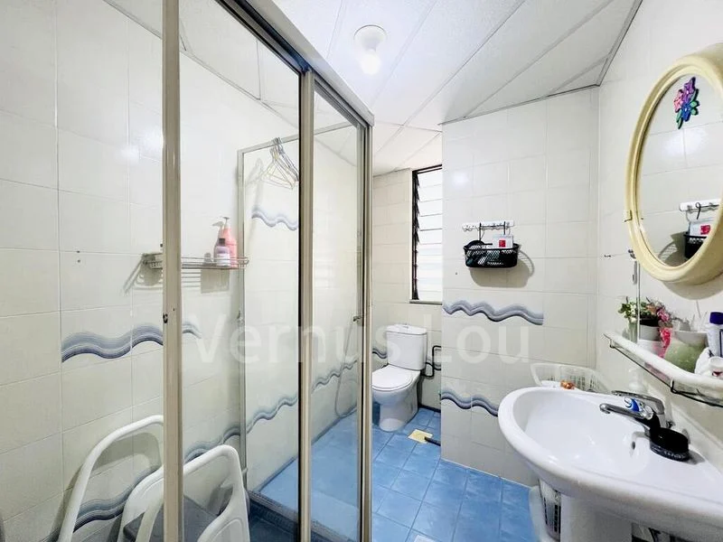 LAKEPOINT CONDOMINIUM 5