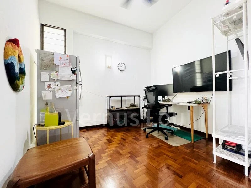 LAKEPOINT CONDOMINIUM 6