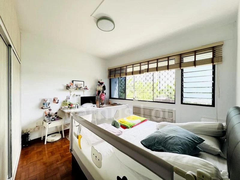 LAKEPOINT CONDOMINIUM 8