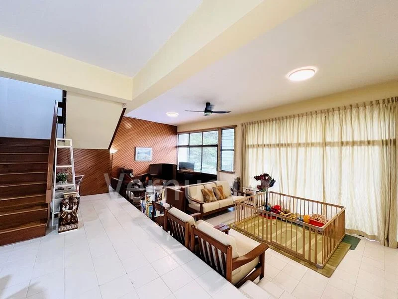 LAKEPOINT CONDOMINIUM 15