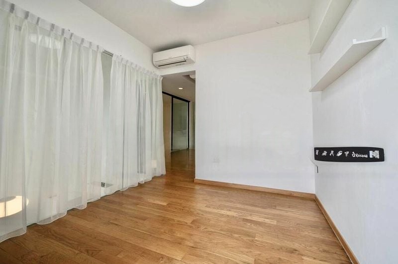 SPOTTISWOODE SUITES 8