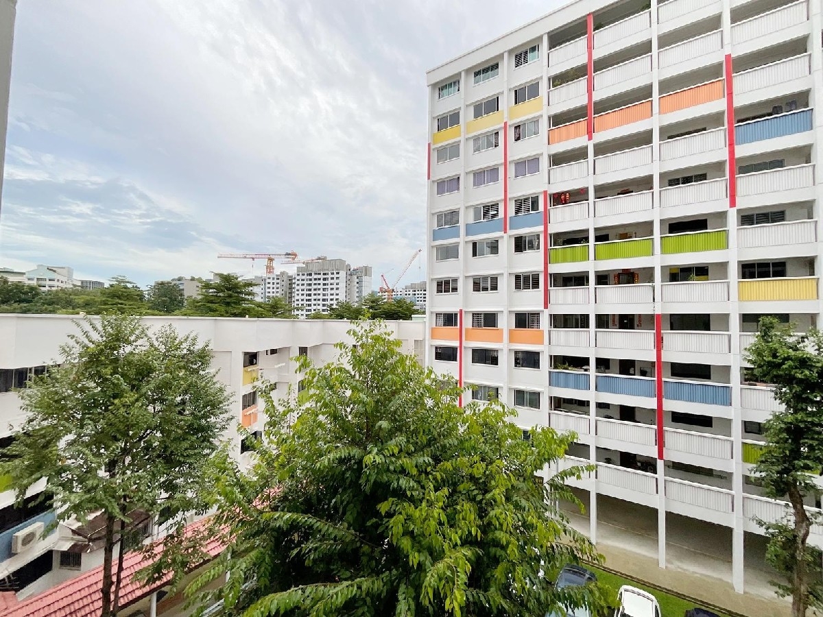 YISHUN ST 72 5
