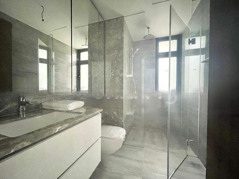 FOURTH AVENUE RESIDENCES 4