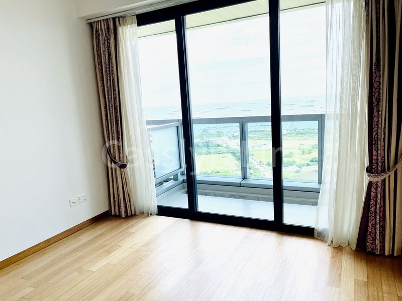 MARINA BAY RESIDENCES 4