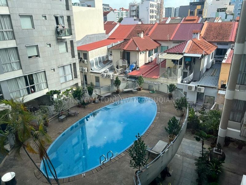 PLATINUM RESIDENCE 8