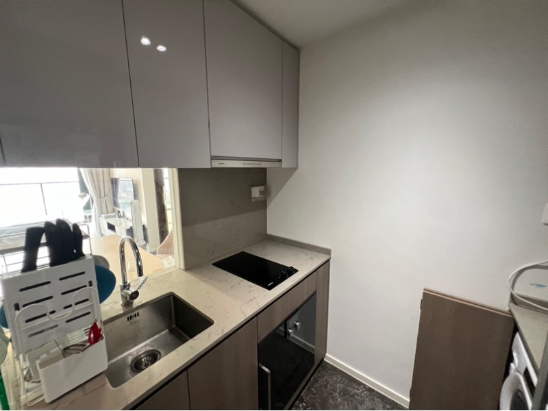 AVENUE SOUTH RESIDENCE 16