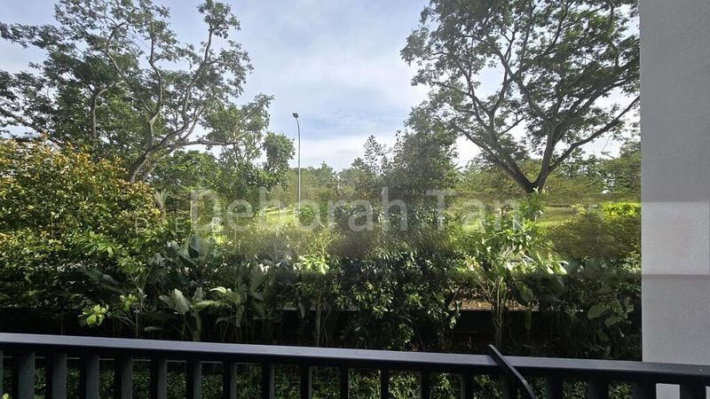 TREASURE AT TAMPINES 7