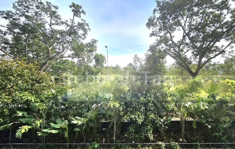 TREASURE AT TAMPINES 8