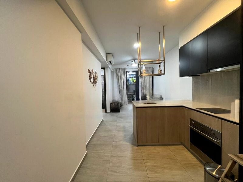 GRANDEUR PARK RESIDENCES 9