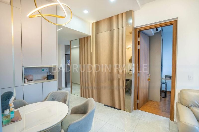 STIRLING RESIDENCES 3