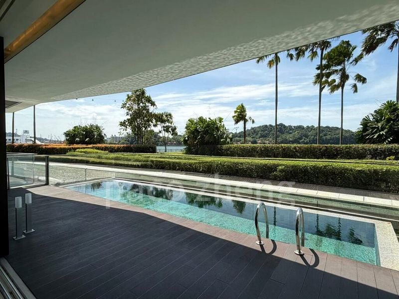 CORALS AT KEPPEL BAY 11