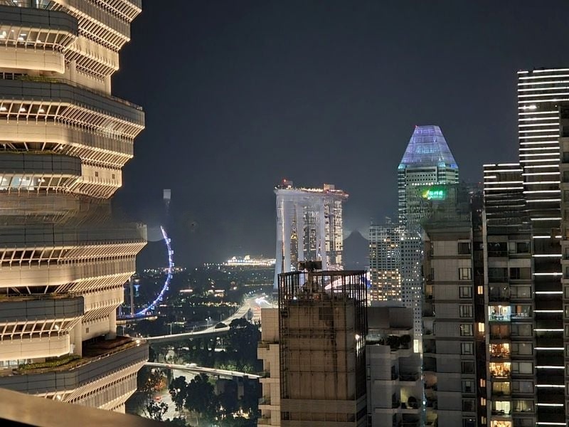 CITY GATE 1