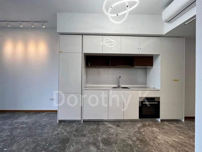 FOURTH AVENUE RESIDENCES 4