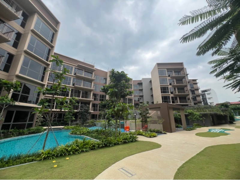 THE WATERGARDENS AT CANBERRA 13