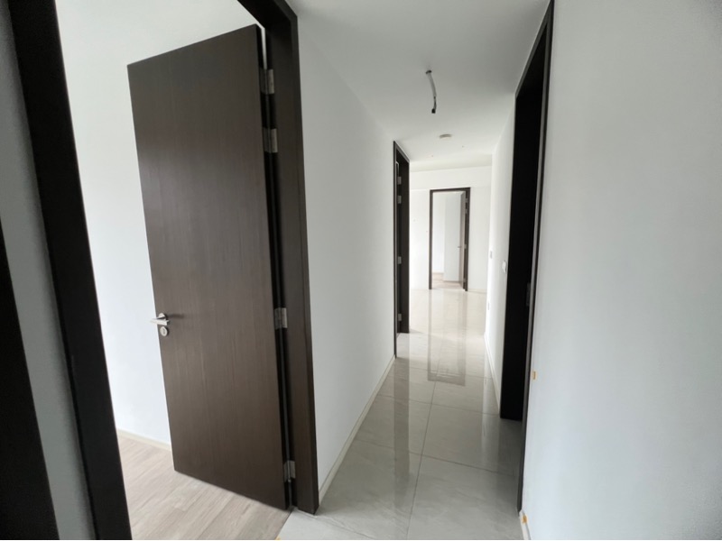 THE WATERGARDENS AT CANBERRA 16