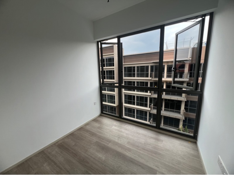 THE WATERGARDENS AT CANBERRA 7