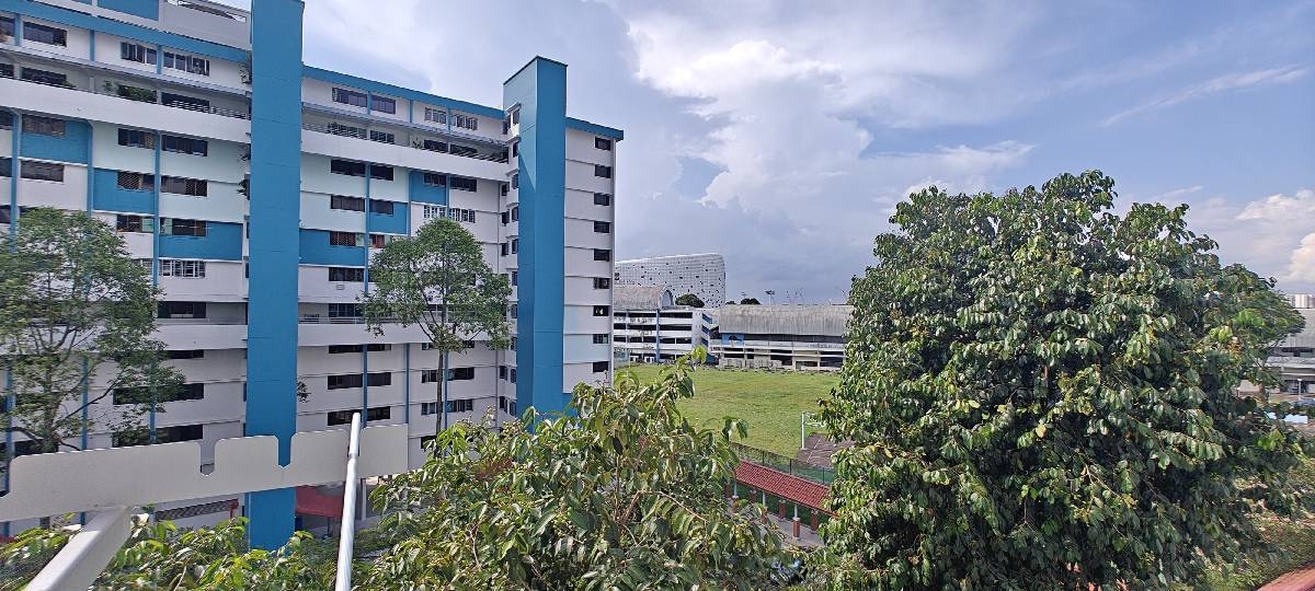 ANG MO KIO AVE 10 2
